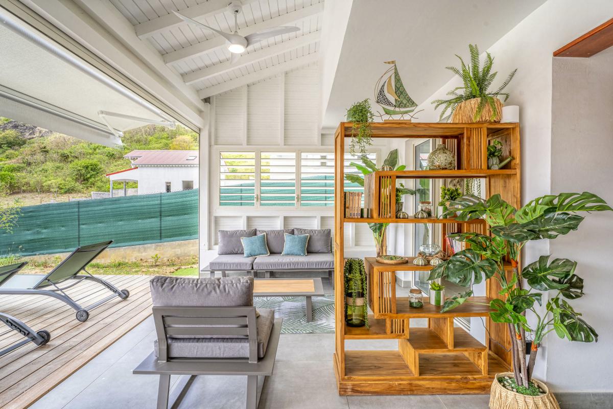 5.A louer villa avec piscine et Terre de haut Les Saintes